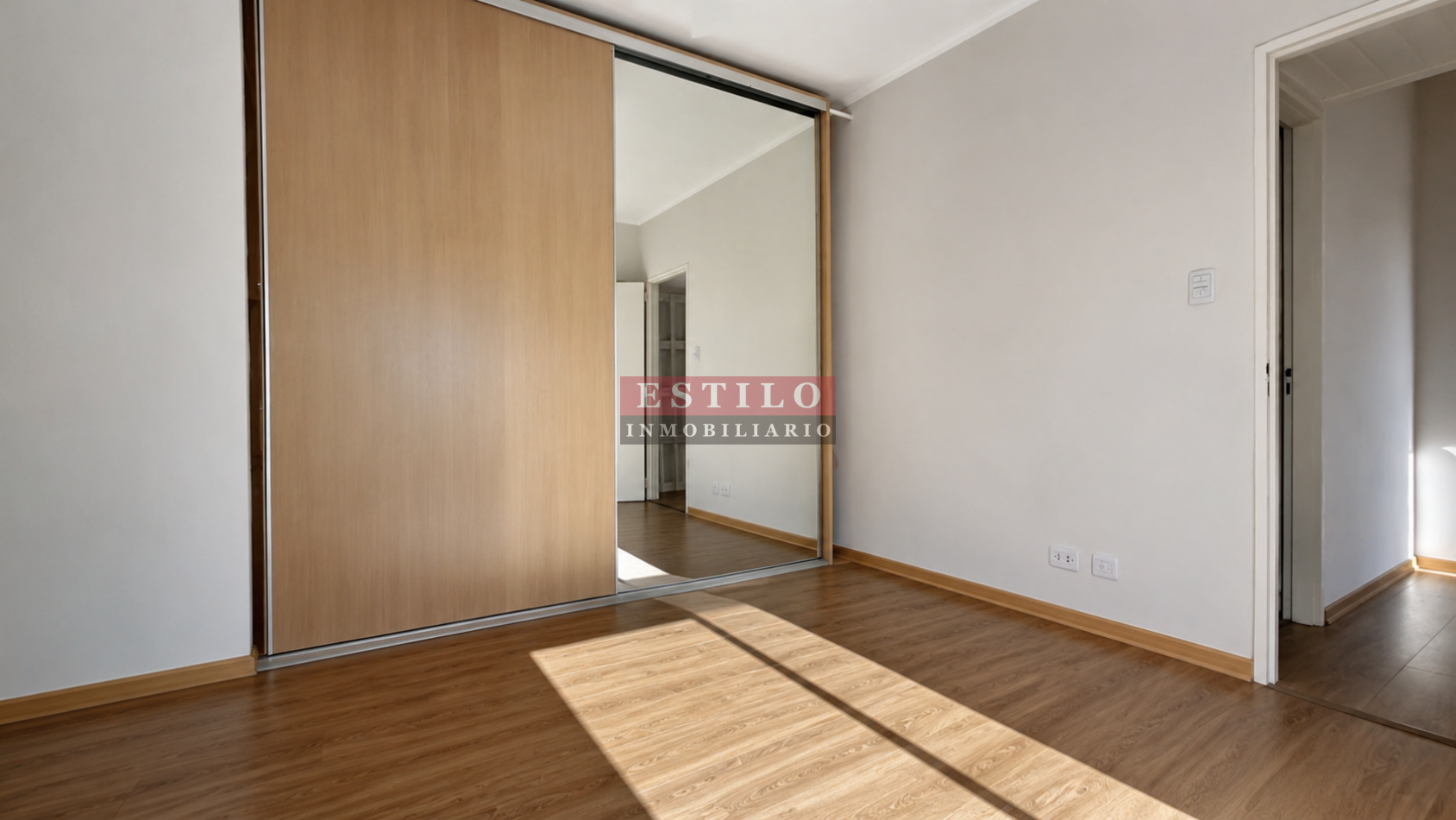 FRENCH 3000, VENTA DEPARTAMENTO DE TRES AMBIENTES