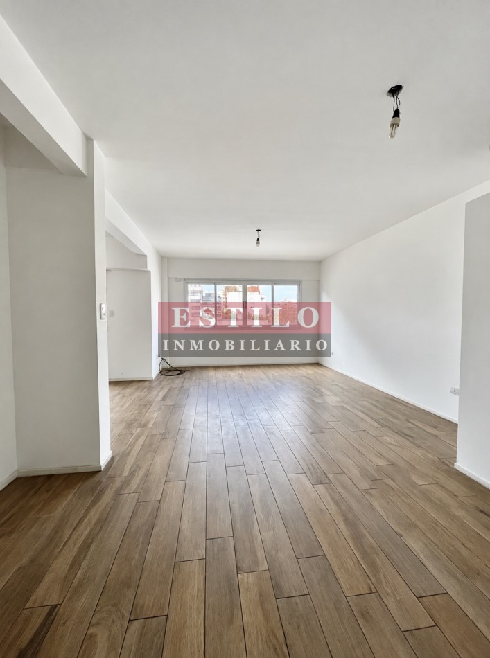 VARELA 100, VENTA DEPARTAMENTO DE DOS AMBIENTES EN FLORES