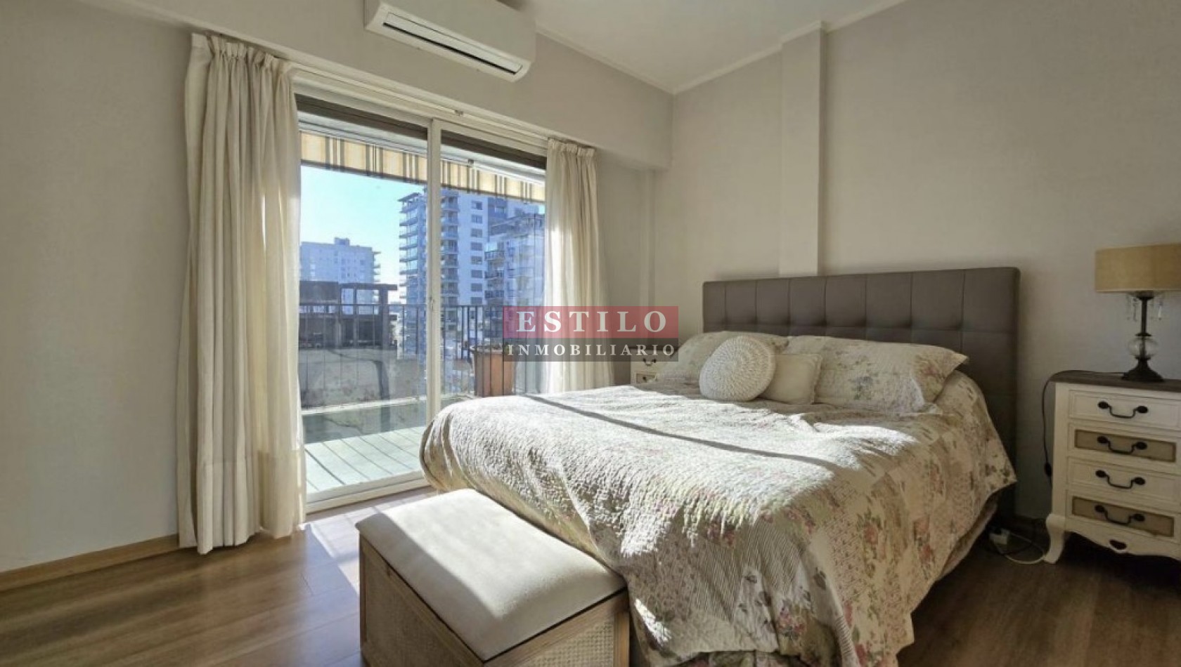 FRENCH 3000, VENTA DEPARTAMENTO DE TRES AMBIENTES