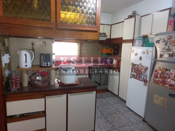 VICTOR HUGO 2600, VENTA CASA LOTE PROPIO EN V. DEVOTO