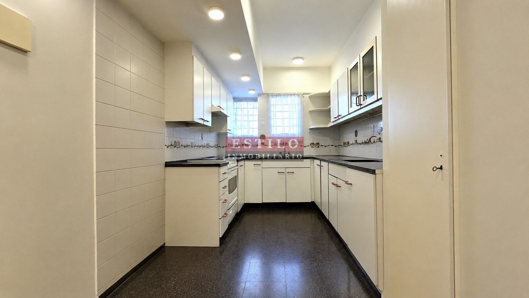 FRENCH 3000, VENTA DEPARTAMENTO DE TRES AMBIENTES