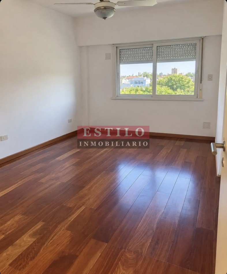 QUEVEDO 3200, VENTA DEPARTAMENTO DE TRES AMBIENTES Y MEDIO CON COCHERA CUBIERTA EN VILLA DEVOTO