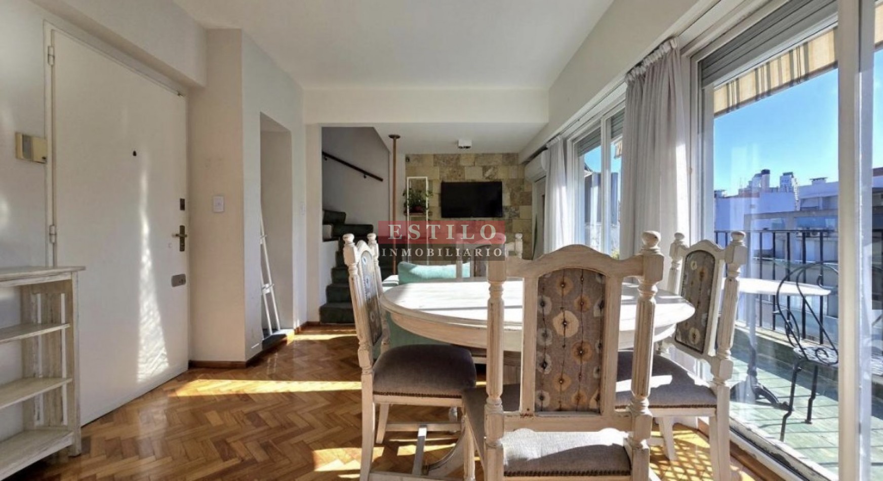 FRENCH 3000, VENTA DEPARTAMENTO DE TRES AMBIENTES