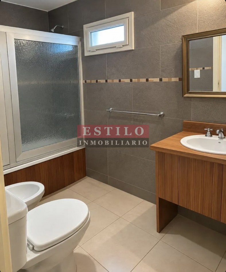 QUEVEDO 3200, VENTA DEPARTAMENTO DE TRES AMBIENTES Y MEDIO CON COCHERA CUBIERTA EN VILLA DEVOTO