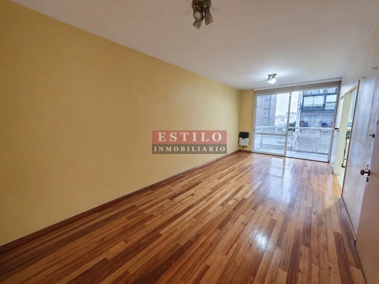 AV. OLAZABAL 4600, VENTA SEMI-PISO DE TRES AMBIENTES