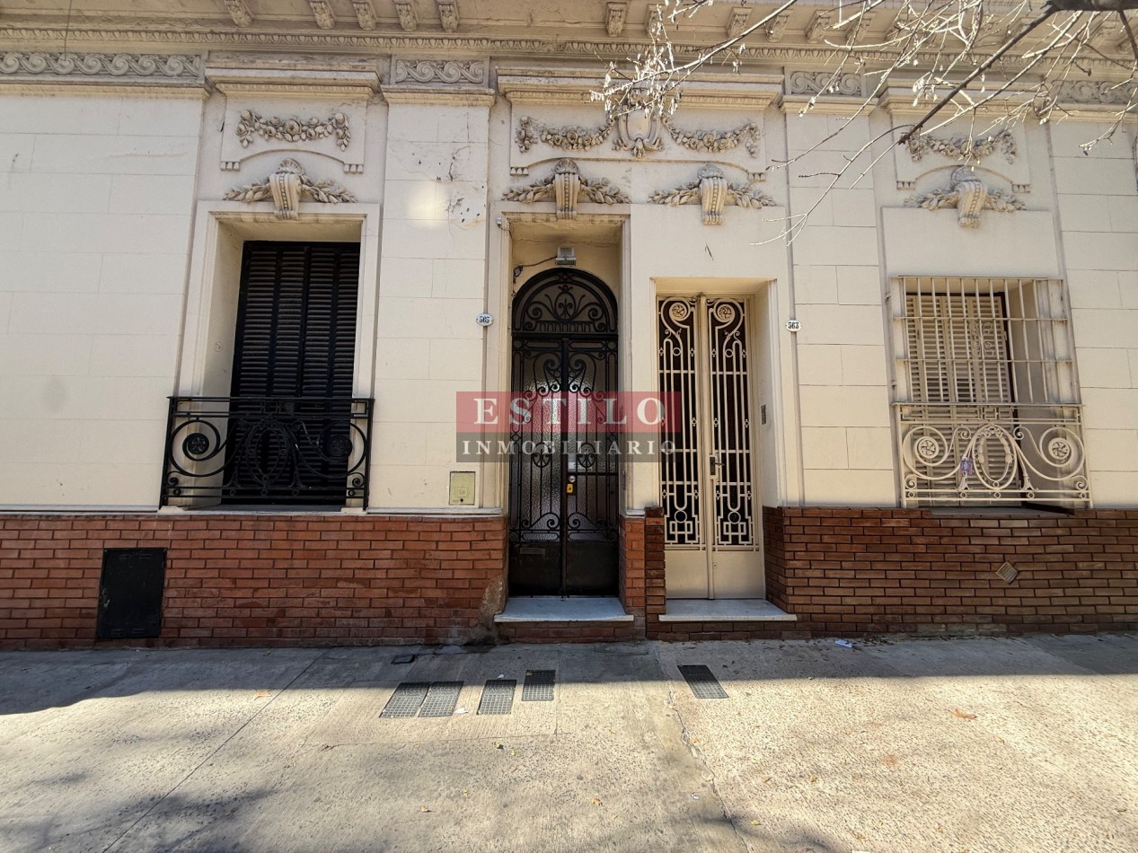 AMBROSETTI 500, VENTA PH DE CUATRO AMBIENTES CON TERRAZA