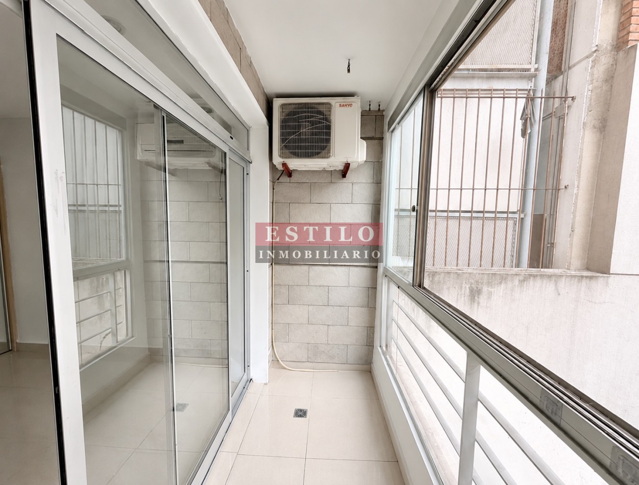 CABRERA 3000, VENTA DEPARTAMENTO DE DOS AMBIENTES CON COCHERA