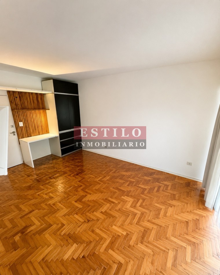 FRENCH 2800, VENTA DEPARTAMENTO DE UN AMBIENTE EN IMPECABLE ESTADO