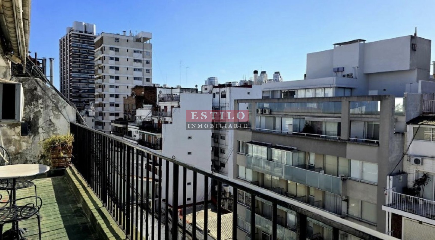 FRENCH 3000, VENTA DEPARTAMENTO DE TRES AMBIENTES