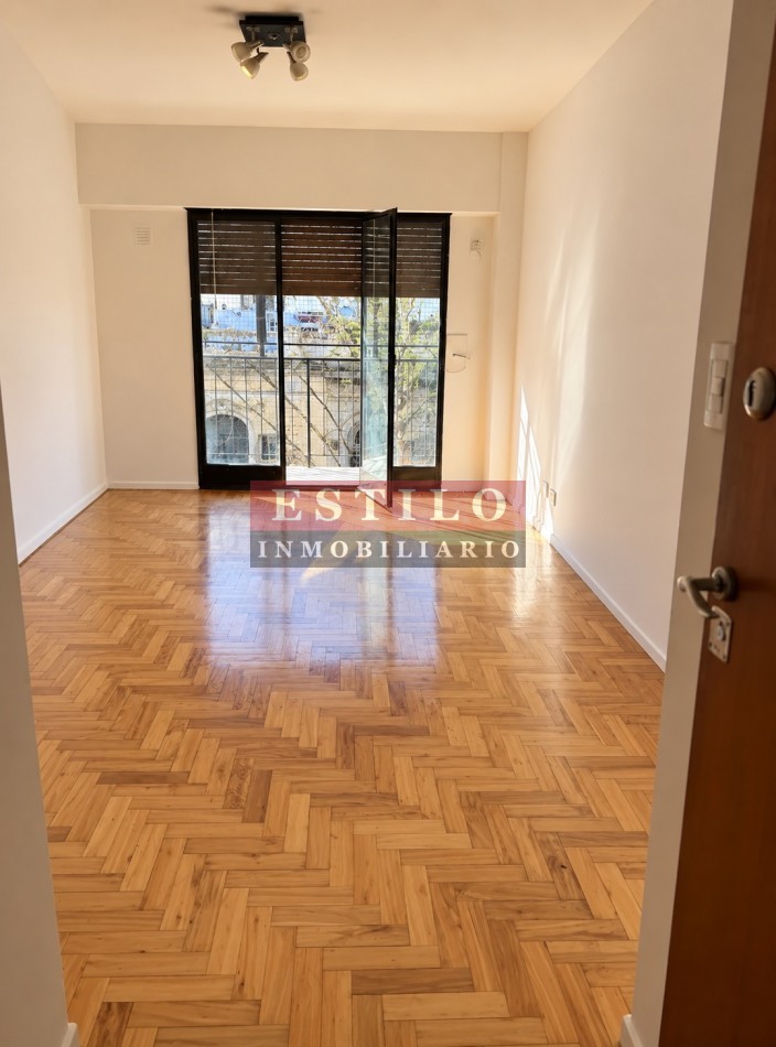 GUARDIA VIEJA 4000, VENTA DEPARTAMENTO DE TRES AMBIENTES