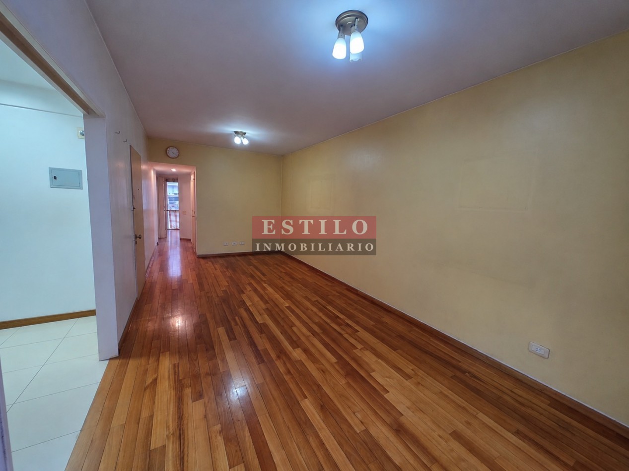 AV. OLAZABAL 4600, VENTA SEMI-PISO DE TRES AMBIENTES