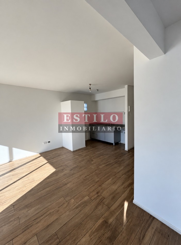 VARELA 100, VENTA DEPARTAMENTO DE DOS AMBIENTES EN FLORES