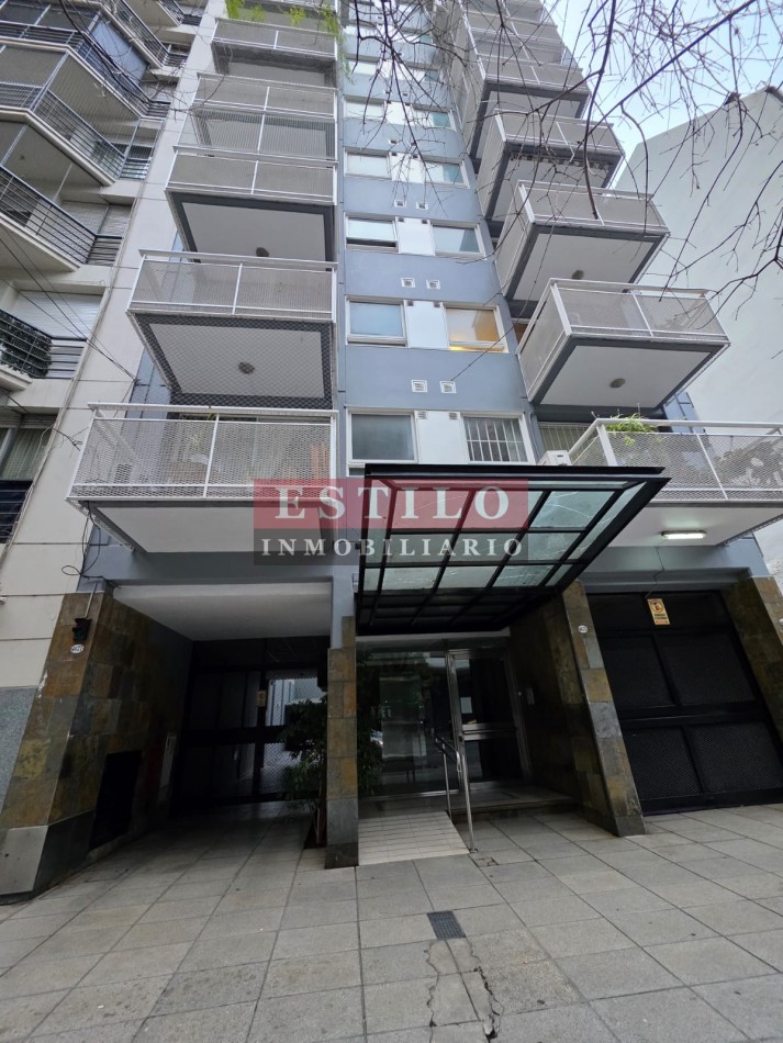 AV. OLAZABAL 4600, VENTA SEMI-PISO DE TRES AMBIENTES