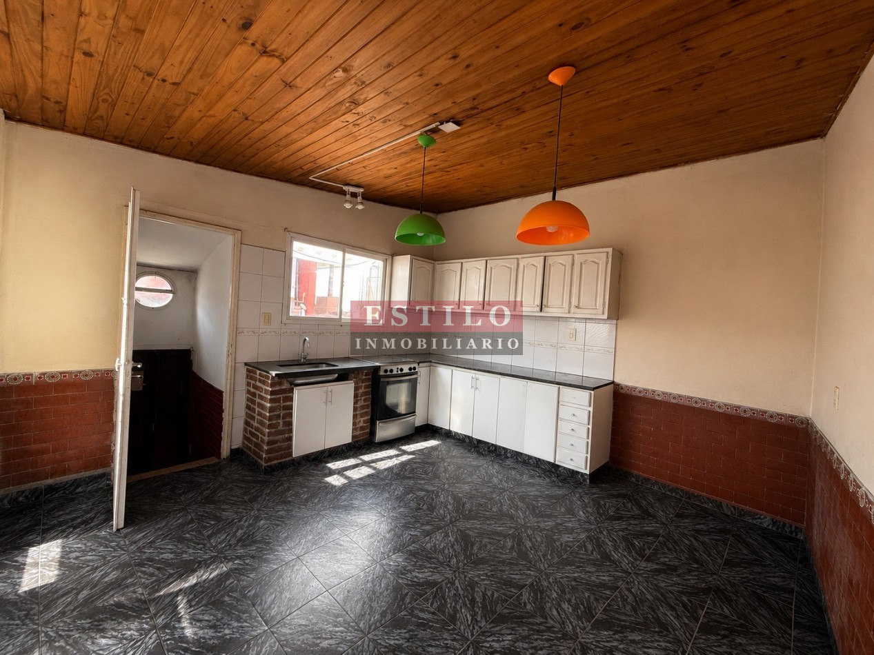 AMBROSETTI 500, VENTA PH DE CUATRO AMBIENTES CON TERRAZA