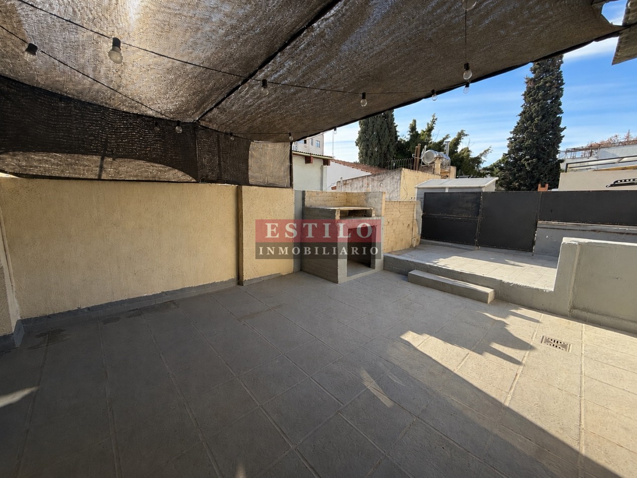 AMBROSETTI 500, VENTA PH DE CUATRO AMBIENTES CON TERRAZA
