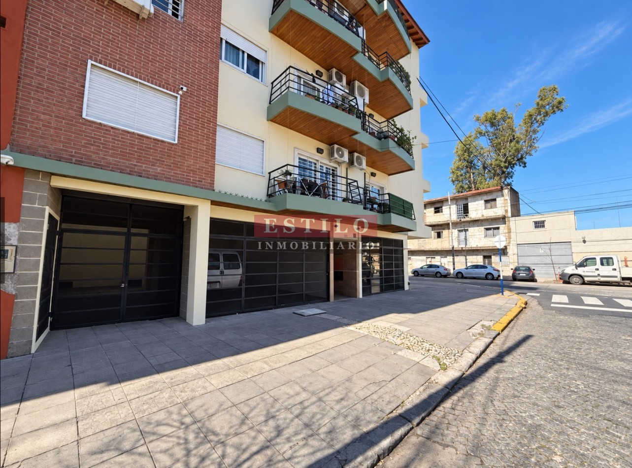 QUEVEDO 3200, VENTA DEPARTAMENTO DE TRES AMBIENTES Y MEDIO CON COCHERA CUBIERTA EN VILLA DEVOTO