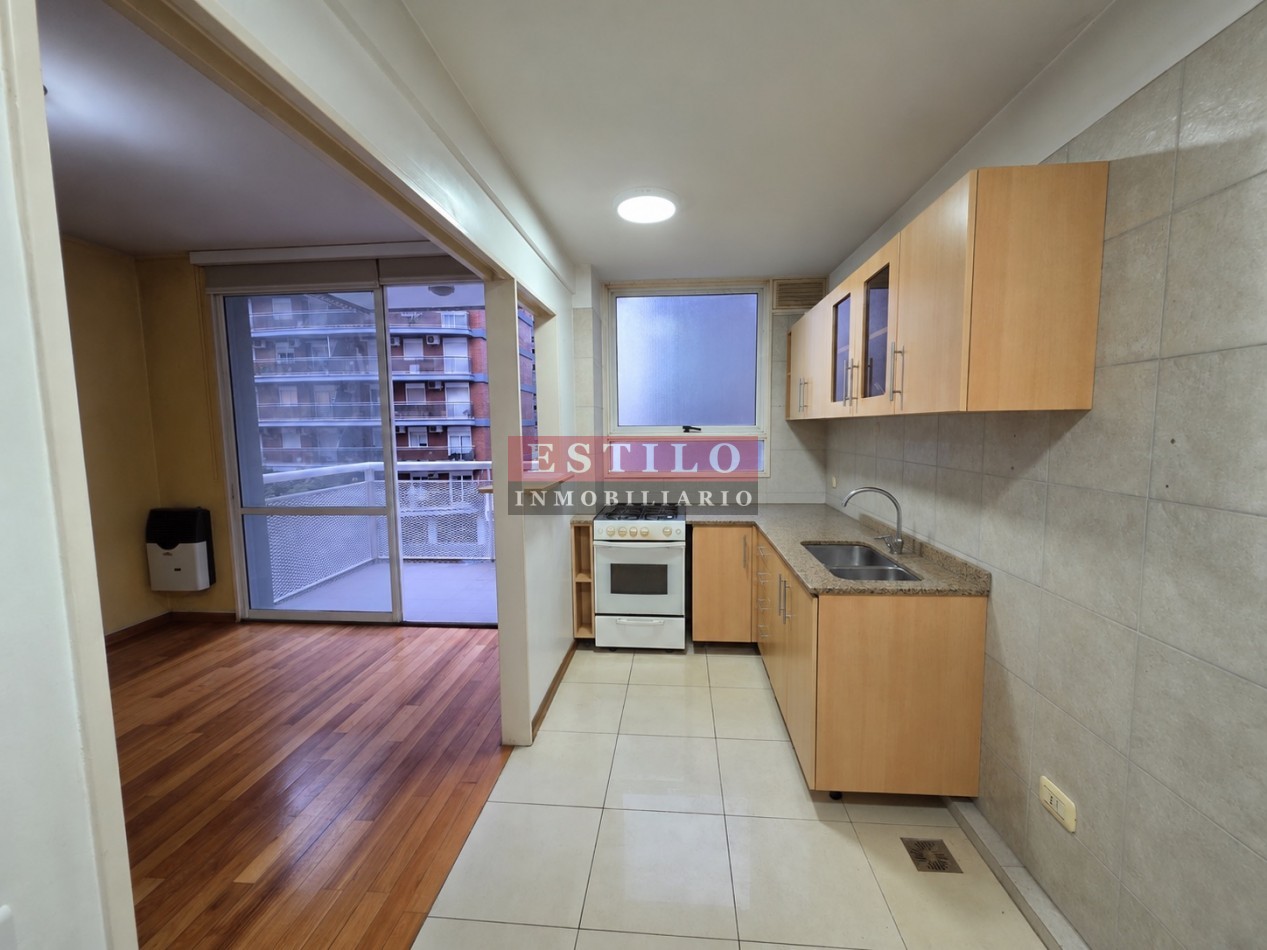 AV. OLAZABAL 4600, VENTA SEMI-PISO DE TRES AMBIENTES