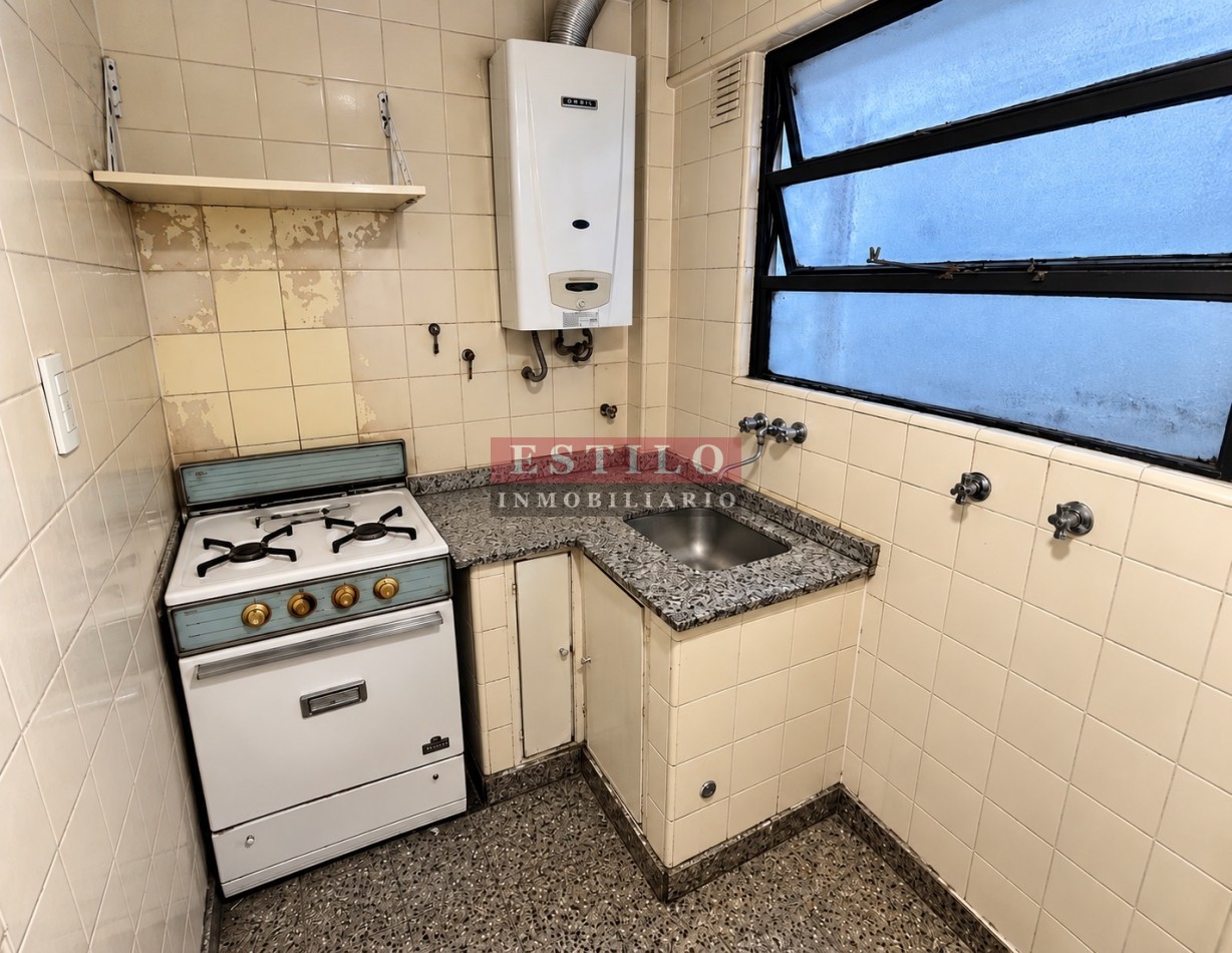 GUARDIA VIEJA 4000, VENTA DEPARTAMENTO DE TRES AMBIENTES