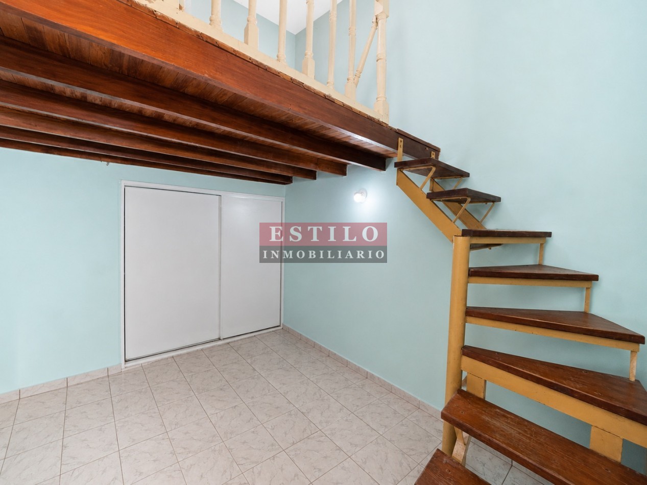 AMBROSETTI 500, VENTA PH DE CUATRO AMBIENTES CON TERRAZA