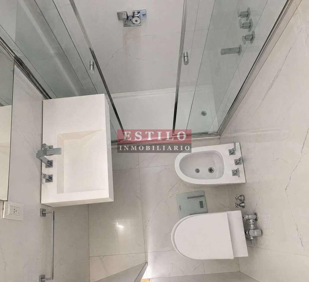 NAVARRO 4400, VENTA PISO DE CUATRO AMBIENTES CON COCHERA Y DEPENDENCIA