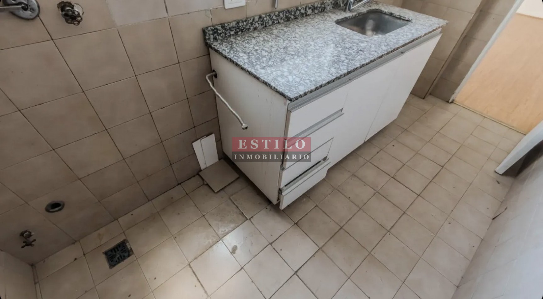 VIAMONTE 2900, VENTA DEPARTAMENTO DE TRES AMBIENTES