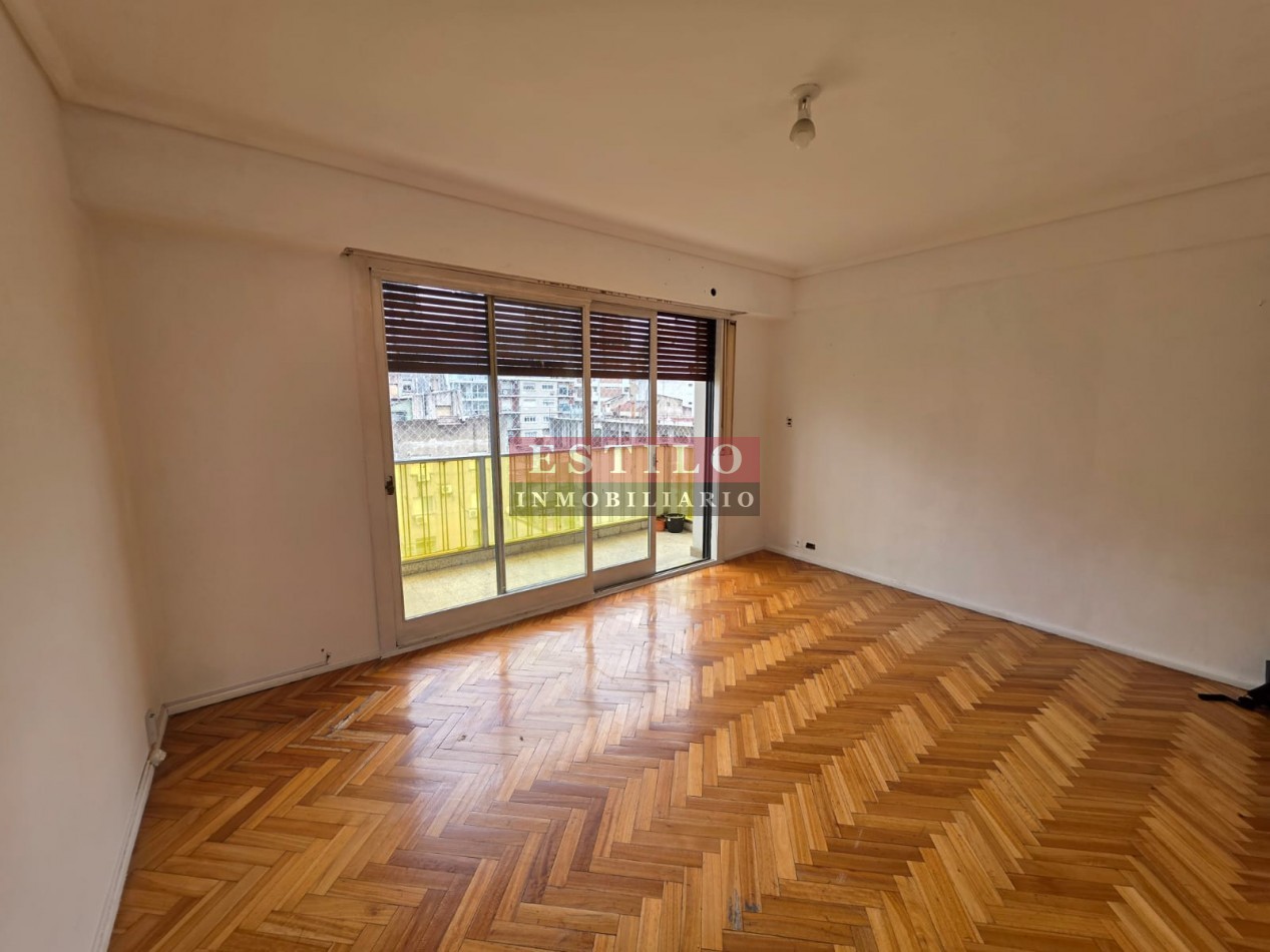 MANSILLA 2500, VENTA DE DEPARTAMENTO DE DOS AMBIENTES CON BALCON EN RECOLETA