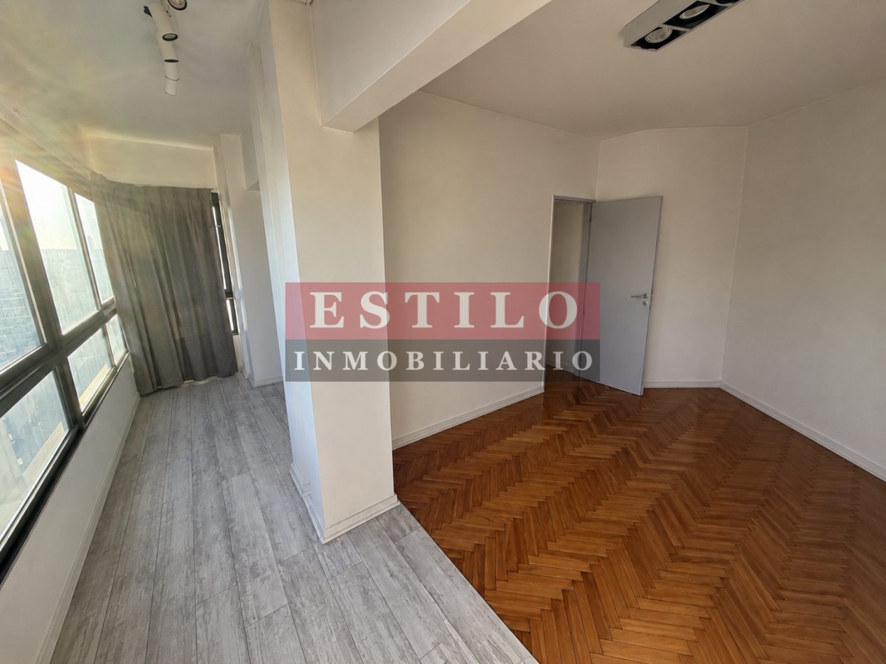 NAVARRO 4400, VENTA PISO DE CUATRO AMBIENTES CON COCHERA Y DEPENDENCIA