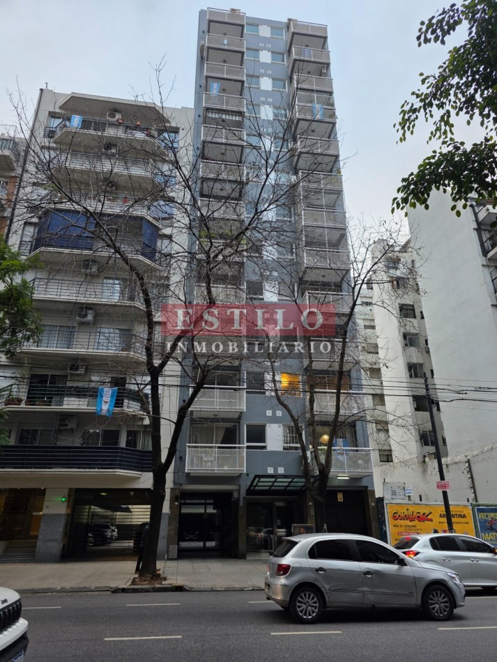 AV. OLAZABAL 4600, VENTA SEMI-PISO DE TRES AMBIENTES