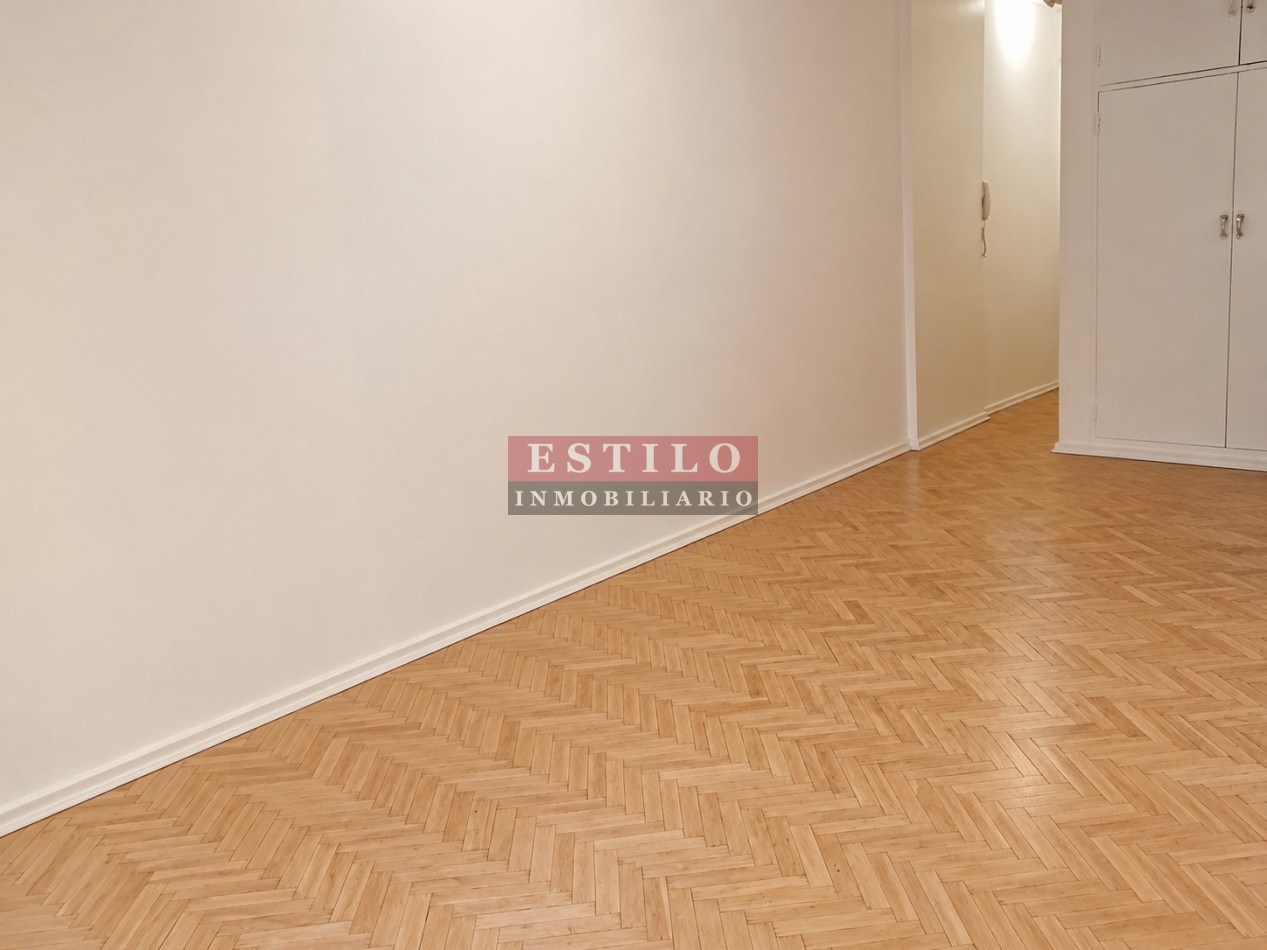 VIAMONTE 2800, VENTA 1 AMB DIVISIBLE AL FTE C/BALCON