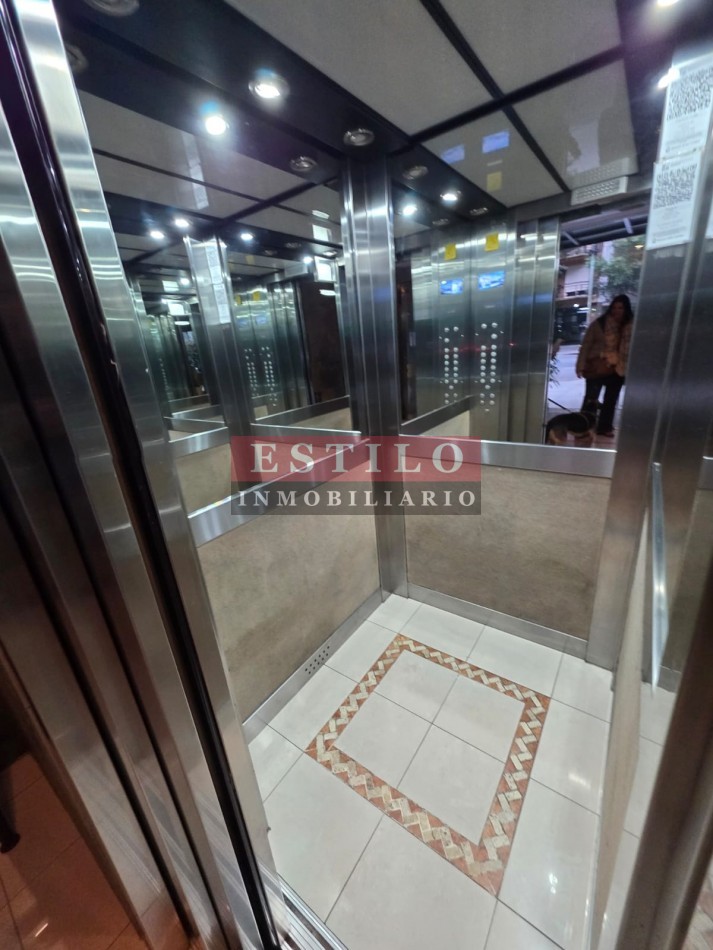 AV. OLAZABAL 4600, VENTA SEMI-PISO DE TRES AMBIENTES