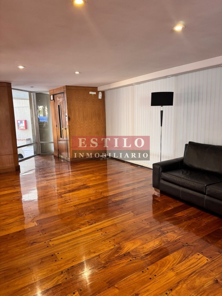 NAVARRO 4400, VENTA PISO DE CUATRO AMBIENTES CON COCHERA Y DEPENDENCIA