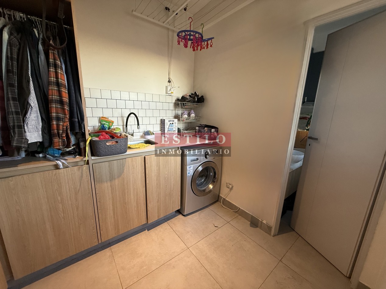 NAVARRO 4400, VENTA PISO DE CUATRO AMBIENTES CON COCHERA Y DEPENDENCIA