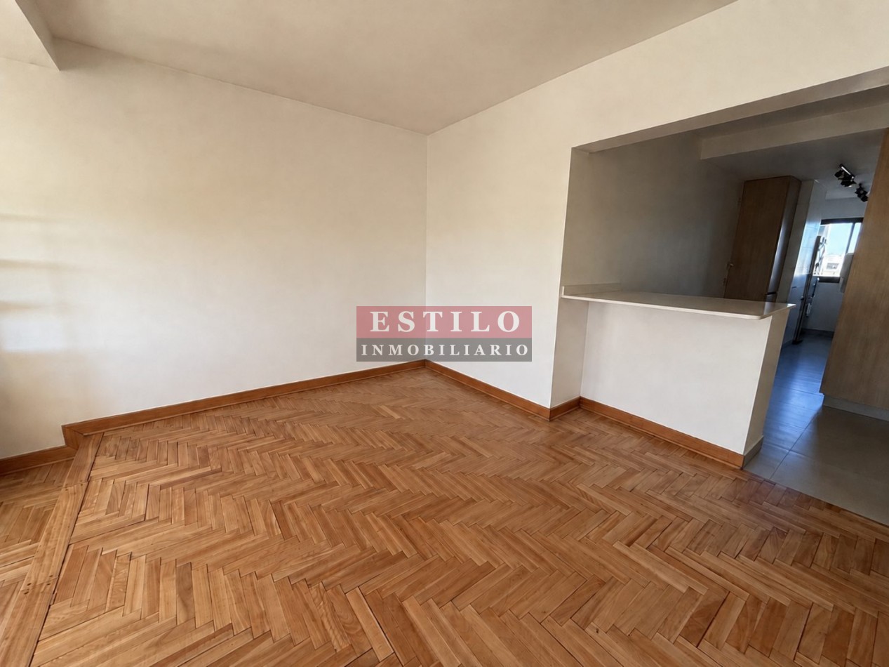 NAVARRO 4400, VENTA PISO DE CUATRO AMBIENTES CON COCHERA Y DEPENDENCIA