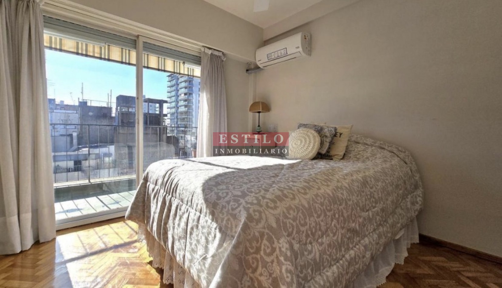 FRENCH 3000, VENTA DEPARTAMENTO DE TRES AMBIENTES