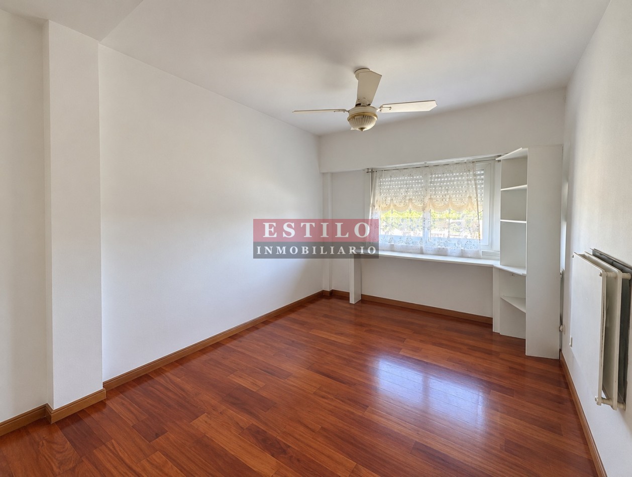 QUEVEDO 3200, VENTA DEPARTAMENTO DE TRES AMBIENTES Y MEDIO CON COCHERA CUBIERTA EN VILLA DEVOTO
