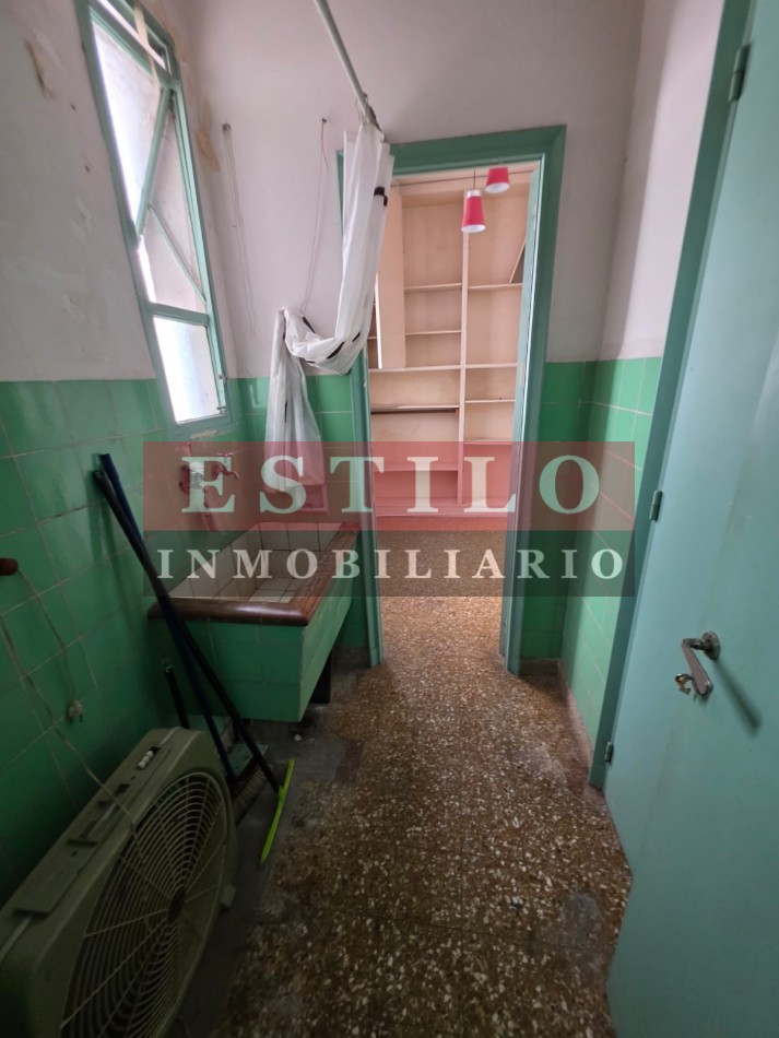 AV. LUIS MARIA CAMPOS 1500, VENTA DEPARTAMENTO DE CUATRO AMBIENTES CON DEPENDENCIA A RECICLAR