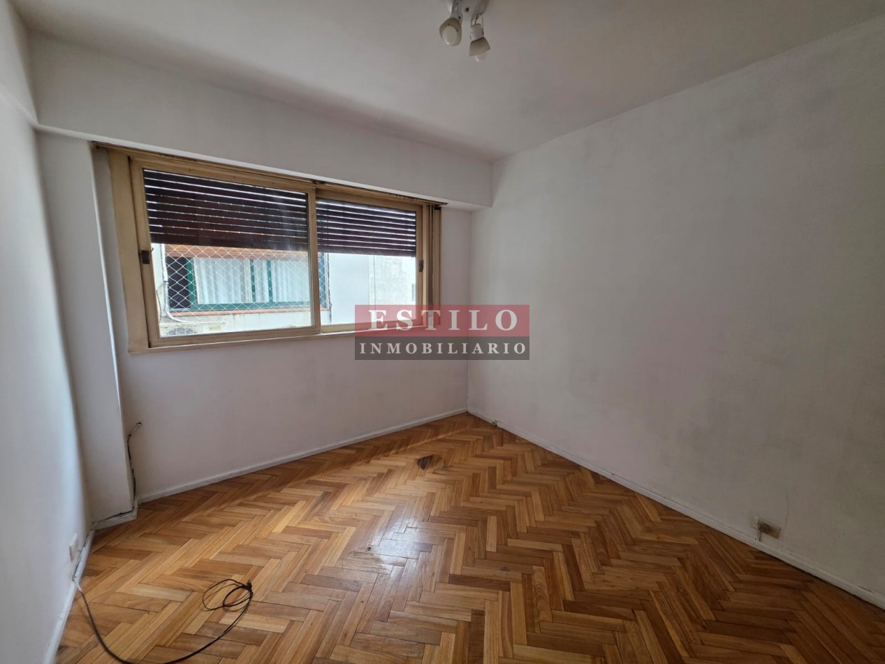 MANSILLA 2500, VENTA DE DEPARTAMENTO DE DOS AMBIENTES CON BALCON EN RECOLETA