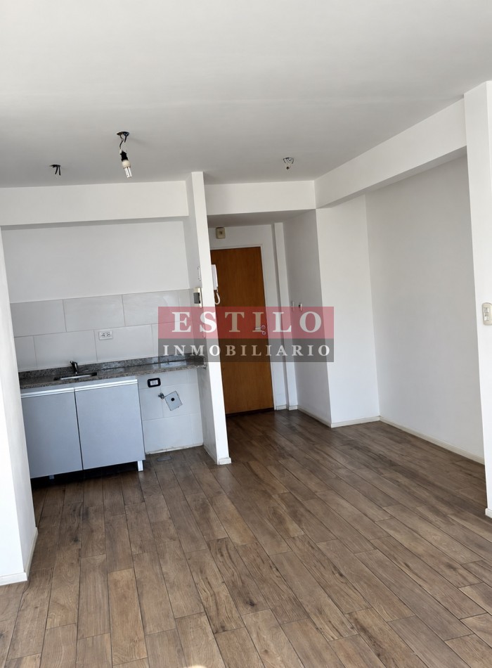 VARELA 100, VENTA DEPARTAMENTO DE DOS AMBIENTES EN FLORES