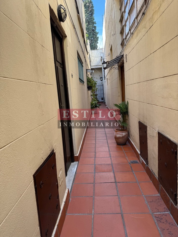 AMBROSETTI 500, VENTA PH DE CUATRO AMBIENTES CON TERRAZA