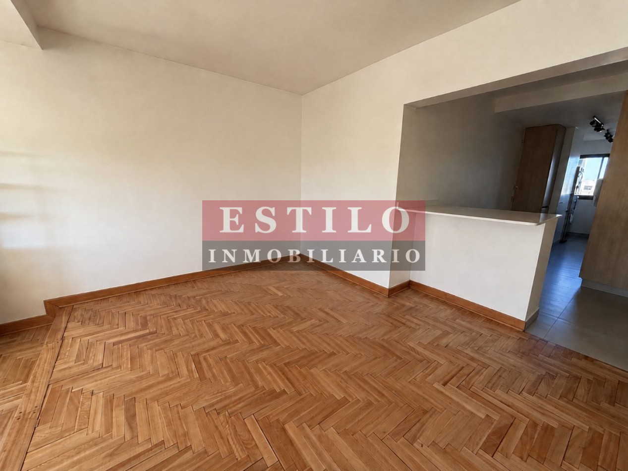 NAVARRO 4400, VENTA PISO DE CUATRO AMBIENTES CON COCHERA Y DEPENDENCIA