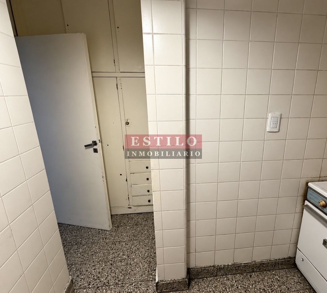 GUARDIA VIEJA 4000, VENTA DEPARTAMENTO DE TRES AMBIENTES