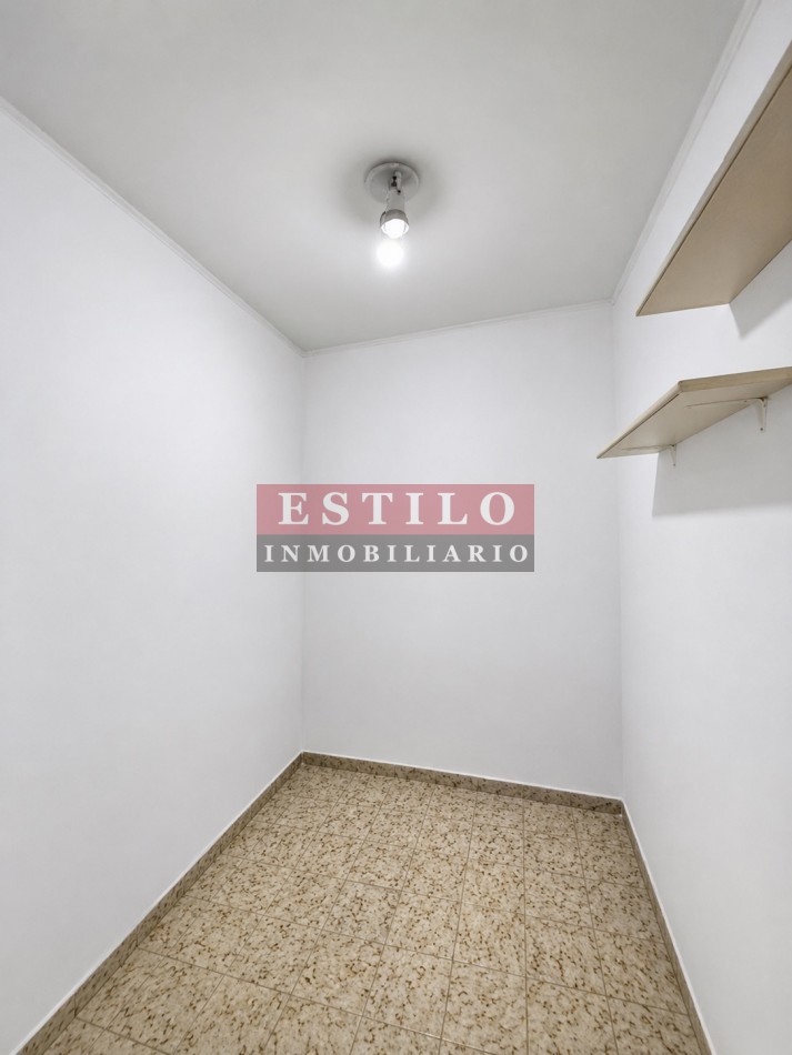 AMBROSETTI 500, VENTA PH DE CUATRO AMBIENTES CON TERRAZA