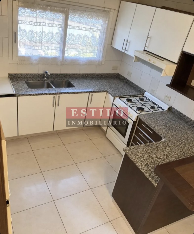 QUEVEDO 3200, VENTA DEPARTAMENTO DE TRES AMBIENTES Y MEDIO CON COCHERA CUBIERTA EN VILLA DEVOTO