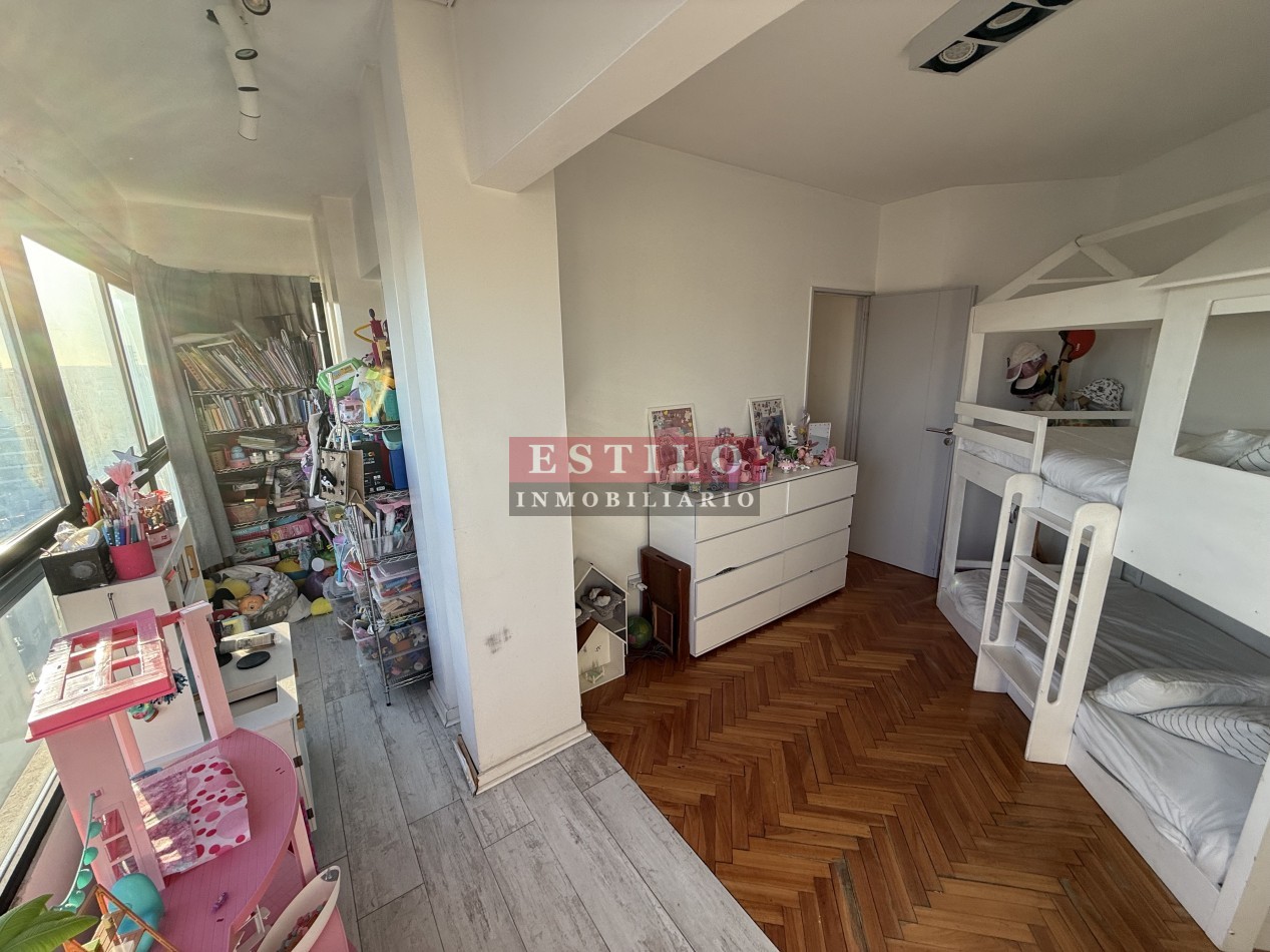 NAVARRO 4400, VENTA PISO DE CUATRO AMBIENTES CON COCHERA Y DEPENDENCIA