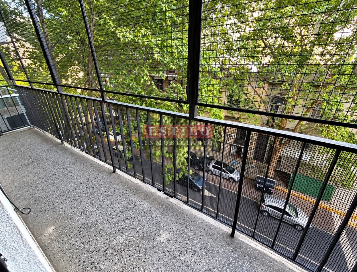 GUARDIA VIEJA 4000, VENTA DEPARTAMENTO DE TRES AMBIENTES