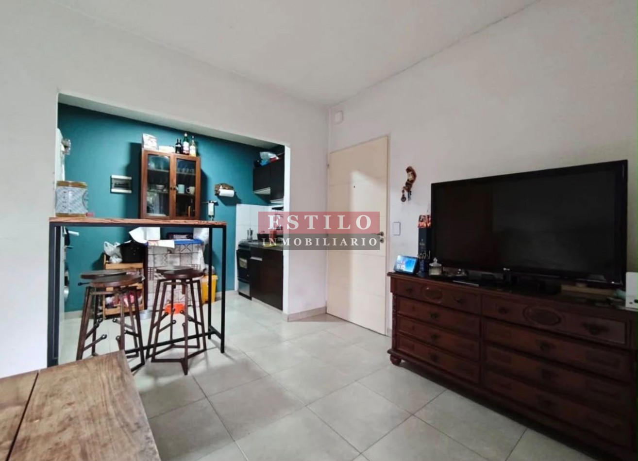 SIMBRON 5900, VENTA DEPARTAMENTO DE DOS AMBIENTES EN PB CON PILETA Y COCHERA EN VILLA REAL