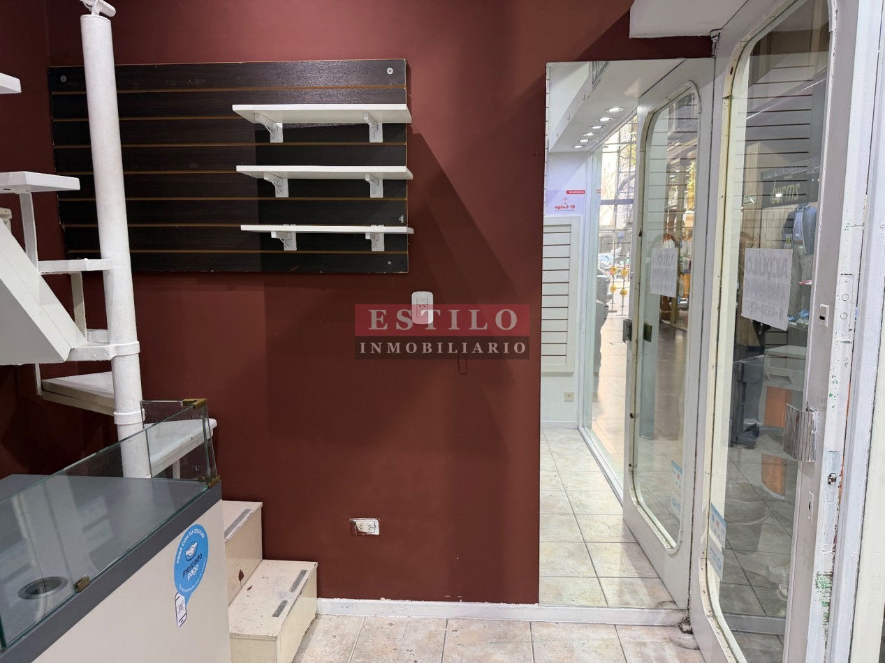AV. SCALABRINI ORTIZ 2500, ALQUILER LOCAL EN GALERIA NUEVO MUNDO