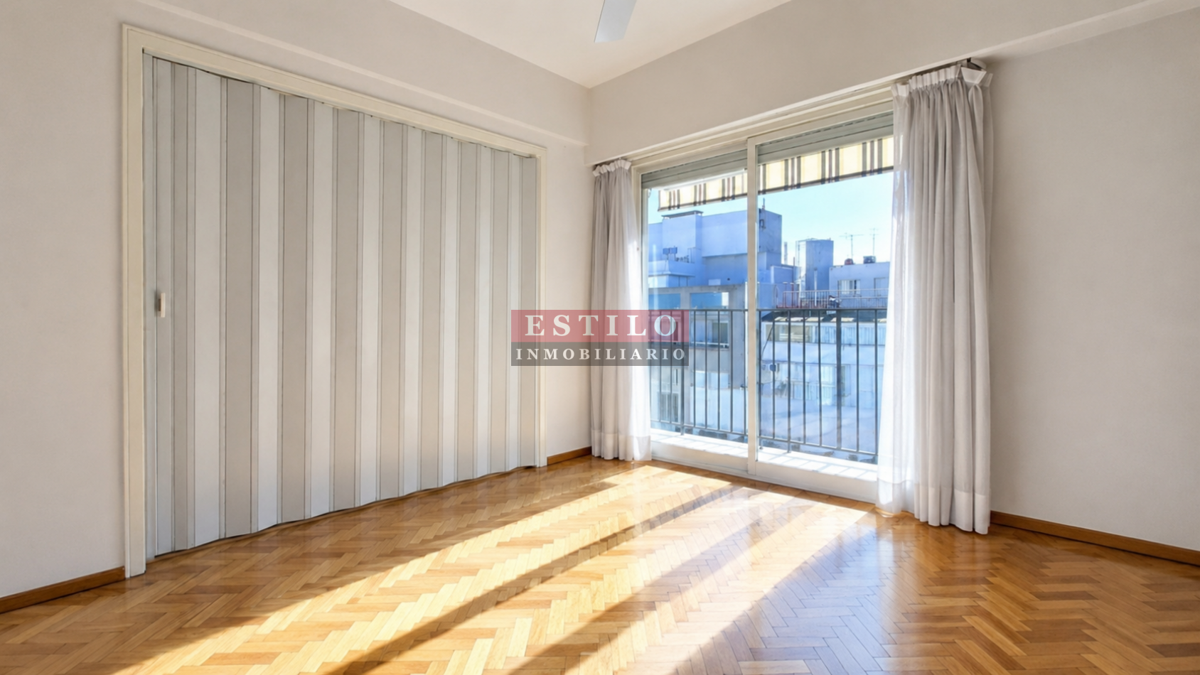 FRENCH 3000, VENTA DEPARTAMENTO DE TRES AMBIENTES