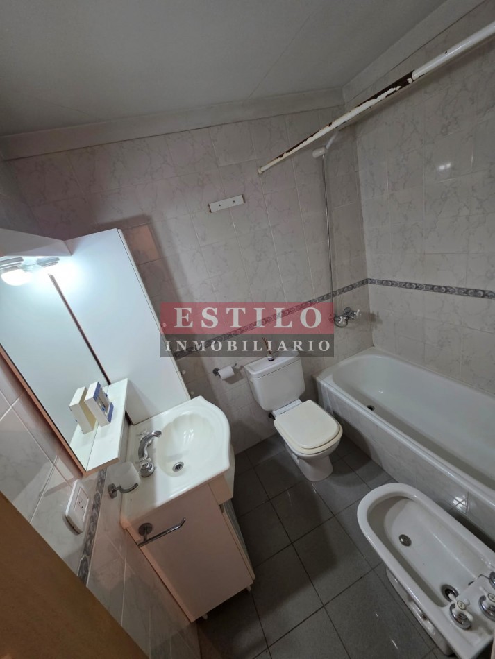 AV. OLAZABAL 4600, VENTA SEMI-PISO DE TRES AMBIENTES