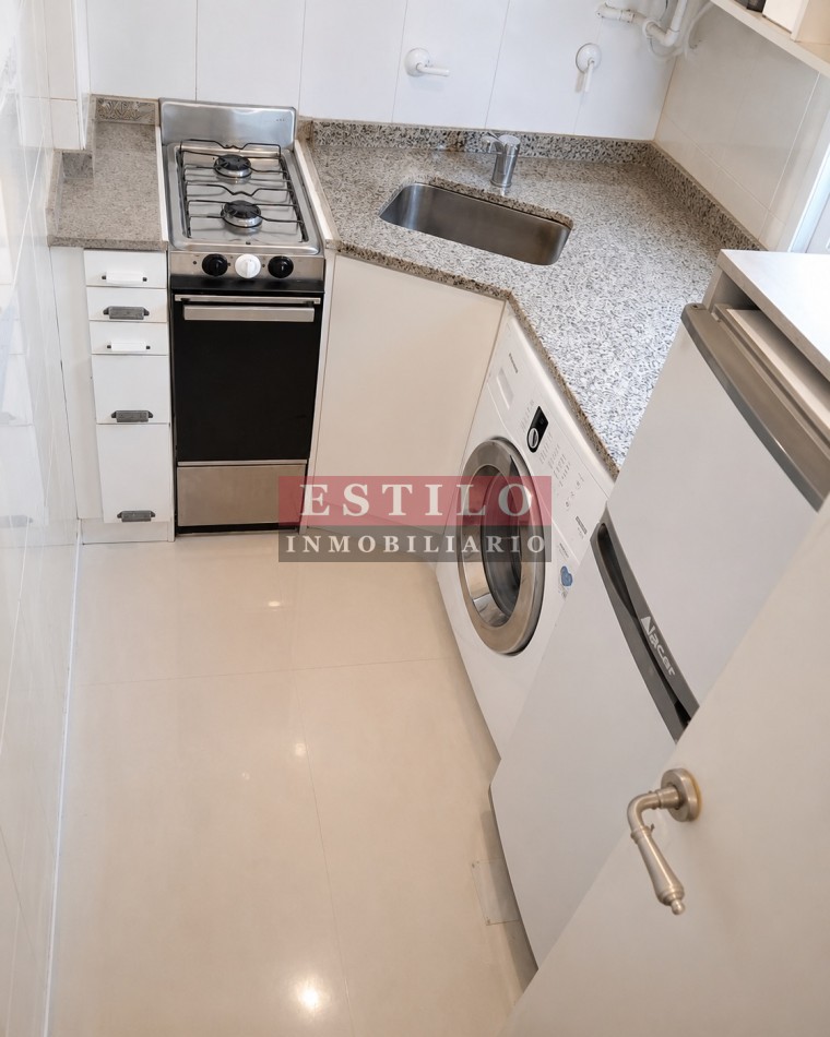 VIAMONTE 2800, VENTA 1 AMB DIVISIBLE AL FTE C/BALCON